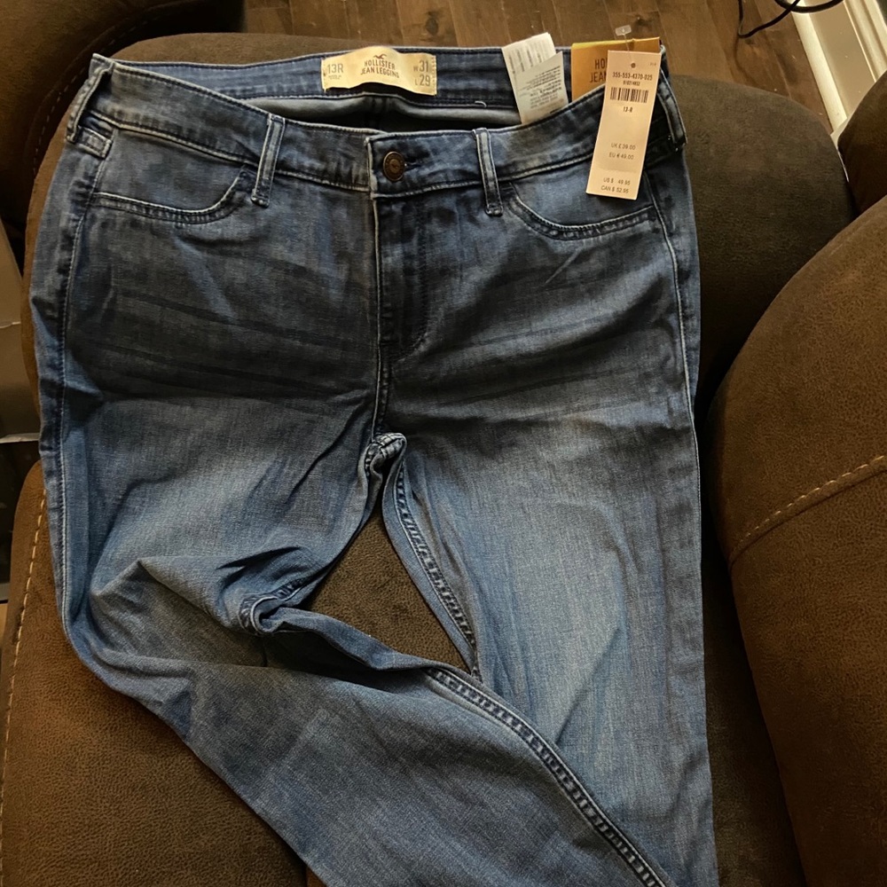 Junior- Hollister Jeans -NWT